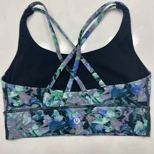 lululemon Energy Bra size 6. Excellent condition